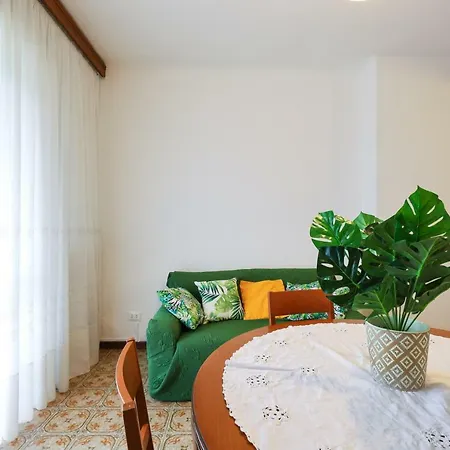 Rapallo Flat *